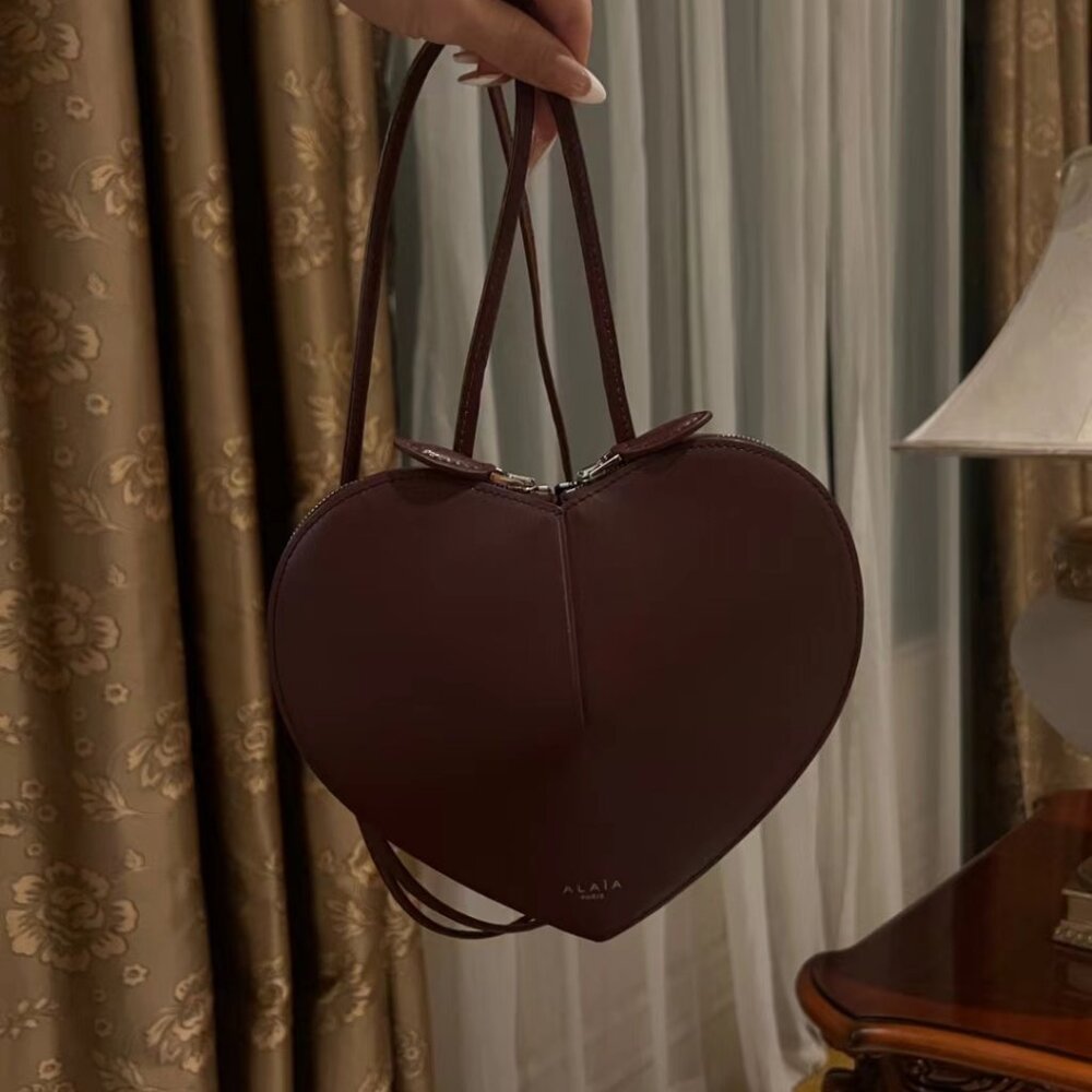 Alaia Retro Brown Love Cross Bag